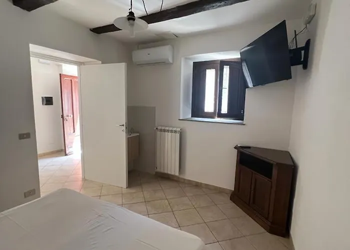 Alojamento de Acomodação e Pequeno-almoço U Spuortu 3*